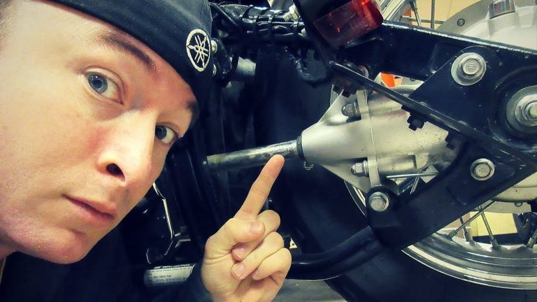 What ThePros and Cons of Chain and Shaft Driven Motorcycles?