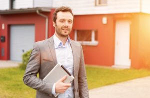 How to Be a Successful Real Estate Agent