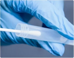 What is covid 19 transport media? What is the help of having it?